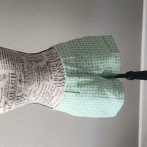 New York and Company Shorts, Green pattern. Size 2